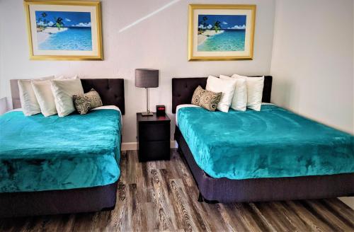 Johns Pass Beach Motel - photo 8