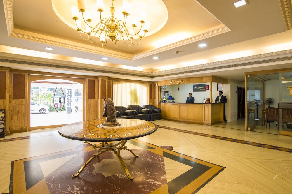 Golf View Hotel & Suites in Aluva, India