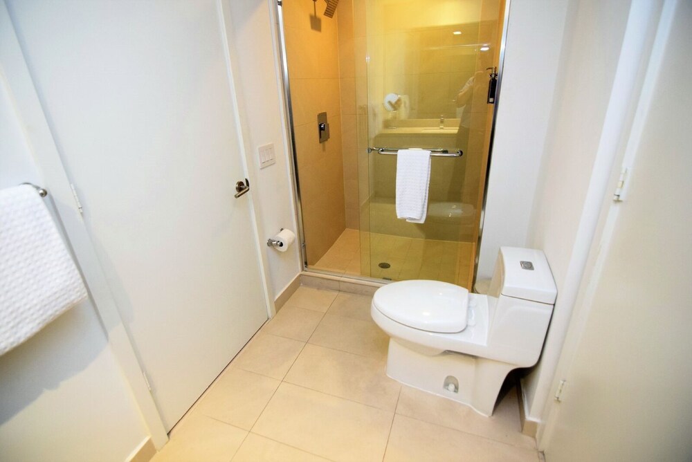 Hyde 3308 2 Beds 2 Baths Unit At The Hyde Beach Resort And Residences - photo 20