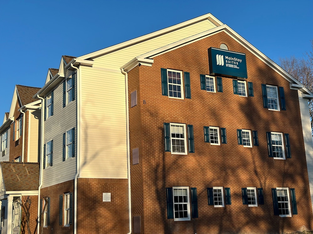 MainStay Suites Columbia Harbison - photo 22