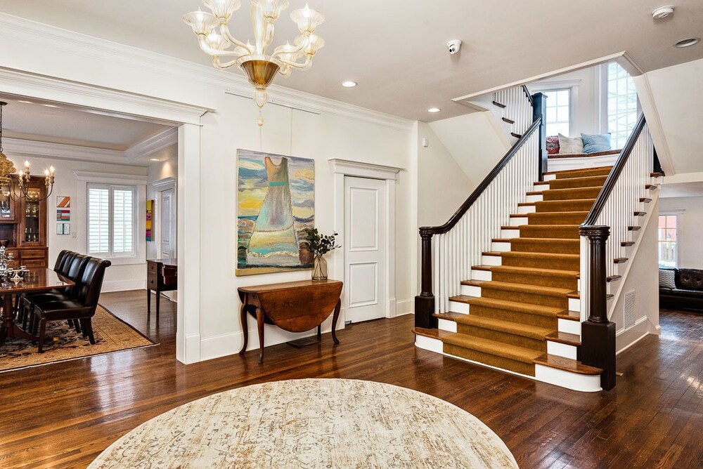 Oak Street Mansion - photo 34