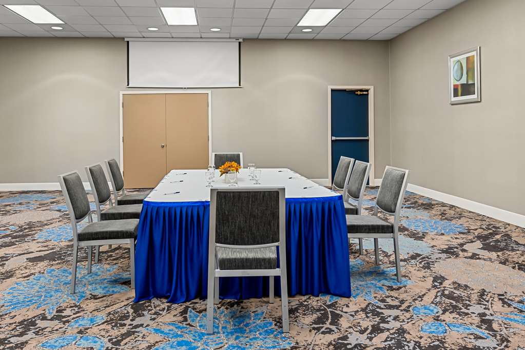 Best Western Cascadia Inn - photo 31