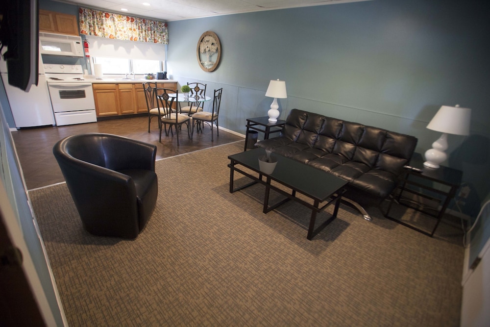 Bavarian Inn Black Hills - photo 80