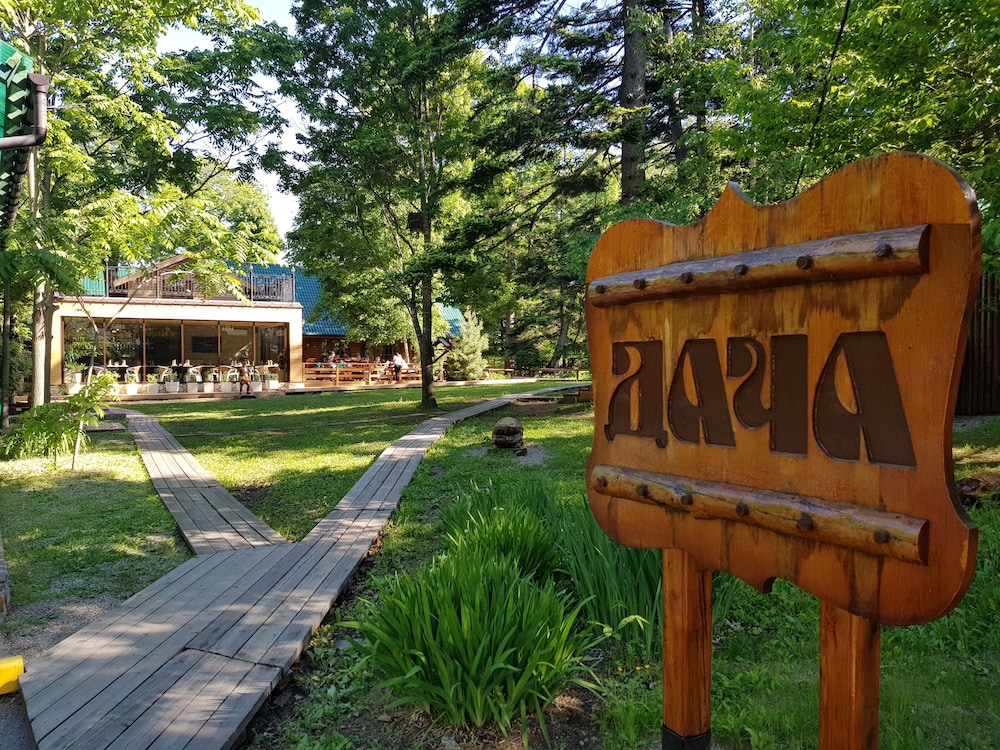 Дача Dacha - carbon neutral hotel in Vladivostok