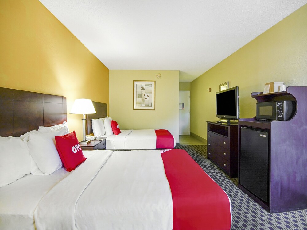Baymont by Wyndham Williamsburg - photo 13