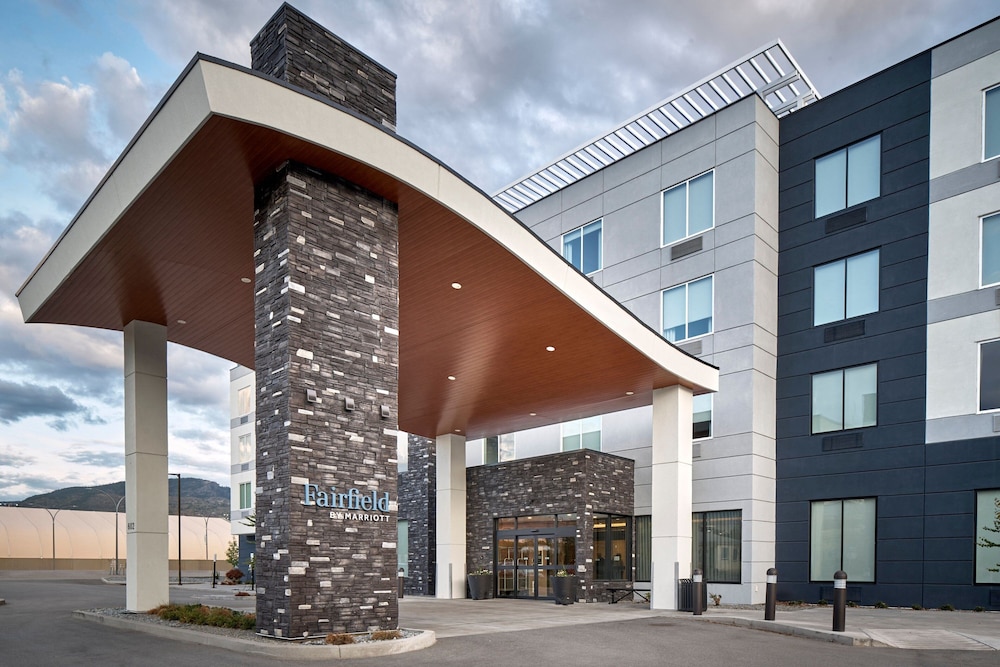 Fairfield Inn & Suites by Marriott Penticton in Penticton, Canada