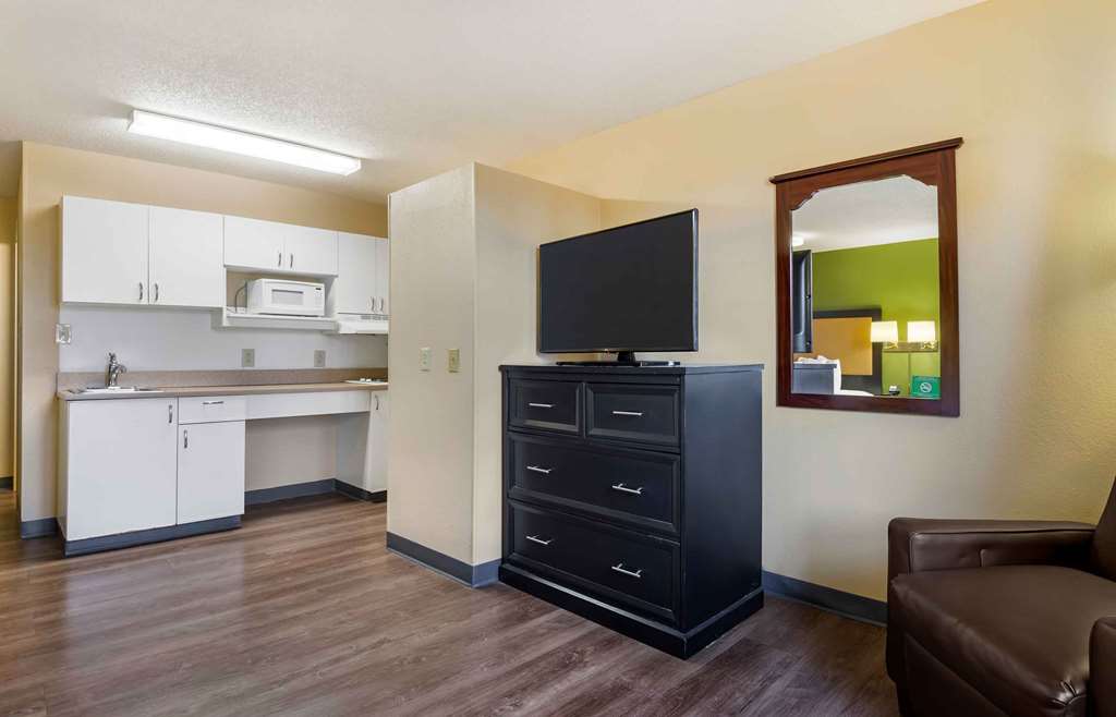 Extended Stay America Suites Rochester Henrietta - photo 29
