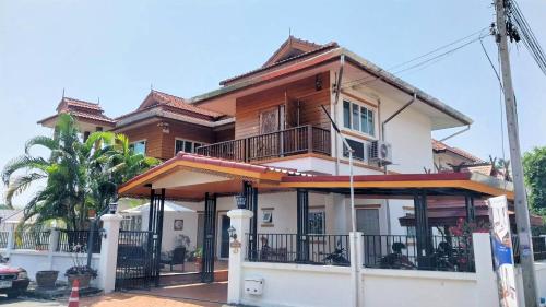 P and A Thai Lanna Resort — 4-Star Luxury Hotel in Chiang Mai, Thailand