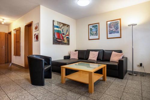 Haus Frohsinn Wohnung 2 — 4-Star Luxury Hotel in Ostseebad Binz, Germany