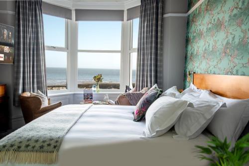 The Broadwater Guest House — 4-Star Luxury Hotel in Morecambe, United Kingdom