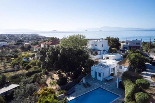 Villa Calypso Idyllique Villa Avec Piscine Et Vue Mer — 4-Star Luxury Hotel in Aegina, Greece