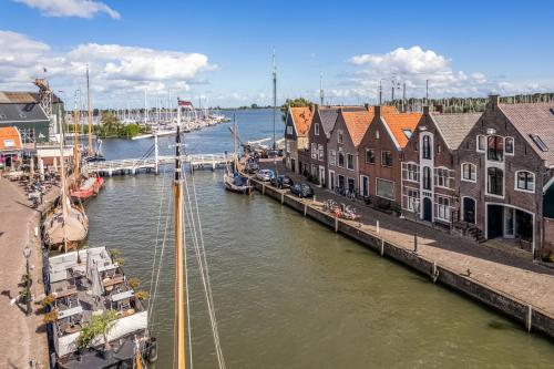 The Dutch Buoy — Monnickendam — photo 3