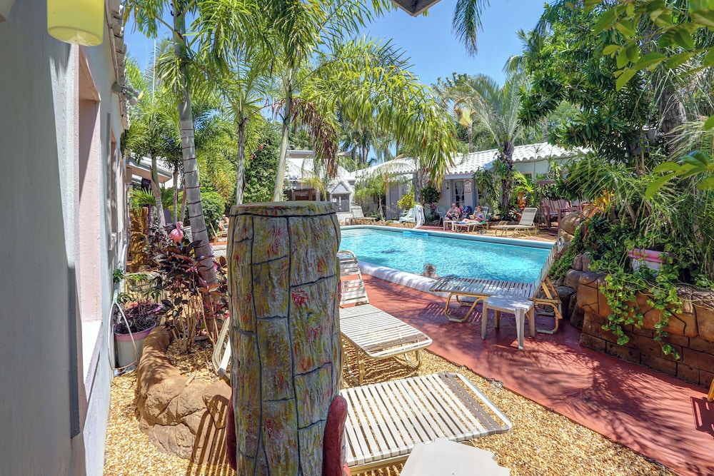 Richard's Motel - photo 80