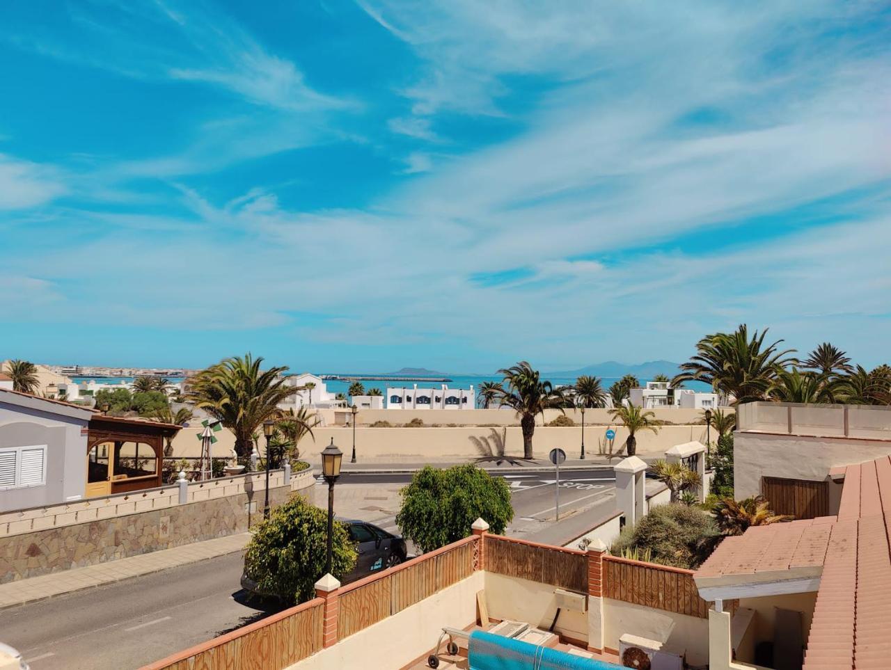 Private villa with heated pool & terrace see view — 4-Star Luxury Hotel in Corralejo, Spain