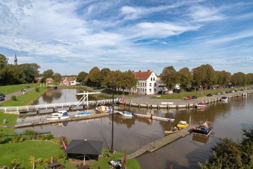 Poller 25 Haus Alte Werft — 4-Star Luxury Hotel in Toenning, Germany