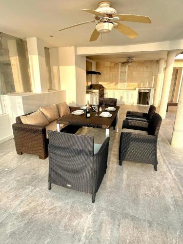 Beachfront Penthouse With Private Pool — 4-Star Luxury Hotel in Nuevo Vallarta, Mexico