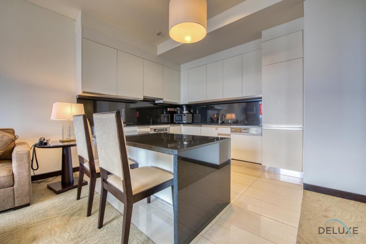 Lush 1 BR at The Address Residences Dubai Marina by Deluxe Holiday Homes — 4-Star Luxury Hotel in Dubai, United Arab Emirates