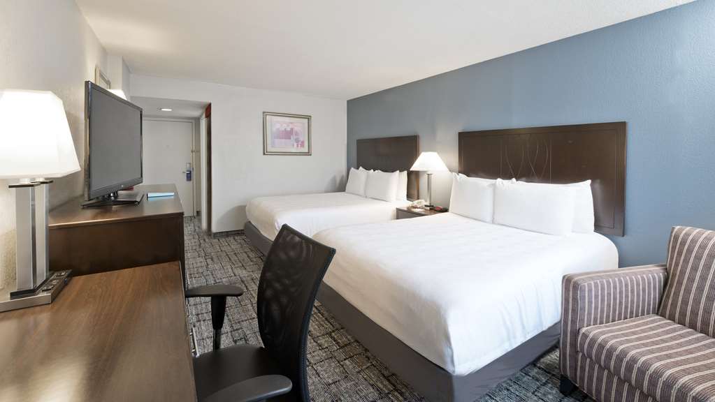 Best Western Plus Hotel & Conference Center - photo 27