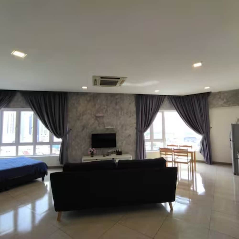 Octagon Premium Ipoh Town Center 2BR 121 by Grab A Stay — 4-Star Luxury Hotel in Ipoh, Malaysia