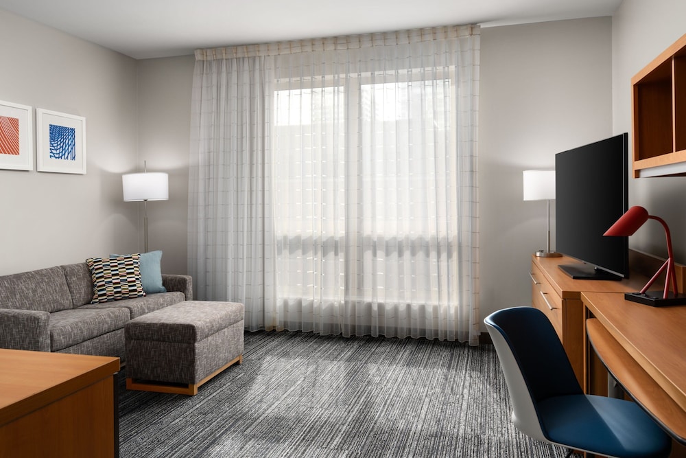 TownePlace Suites by Marriott Champaign Urbana Campustown - photo 6