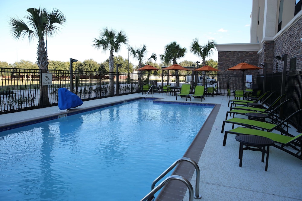 Hampton Inn & Suites Missouri City TX - photo 29
