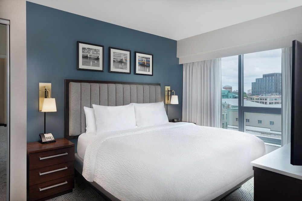 Residence Inn by Marriott Boston Back Bay Fenway - photo 25