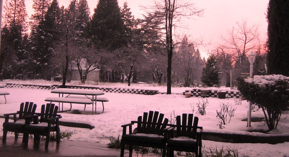 Westhaven Inn Pollock Pines - photo 21