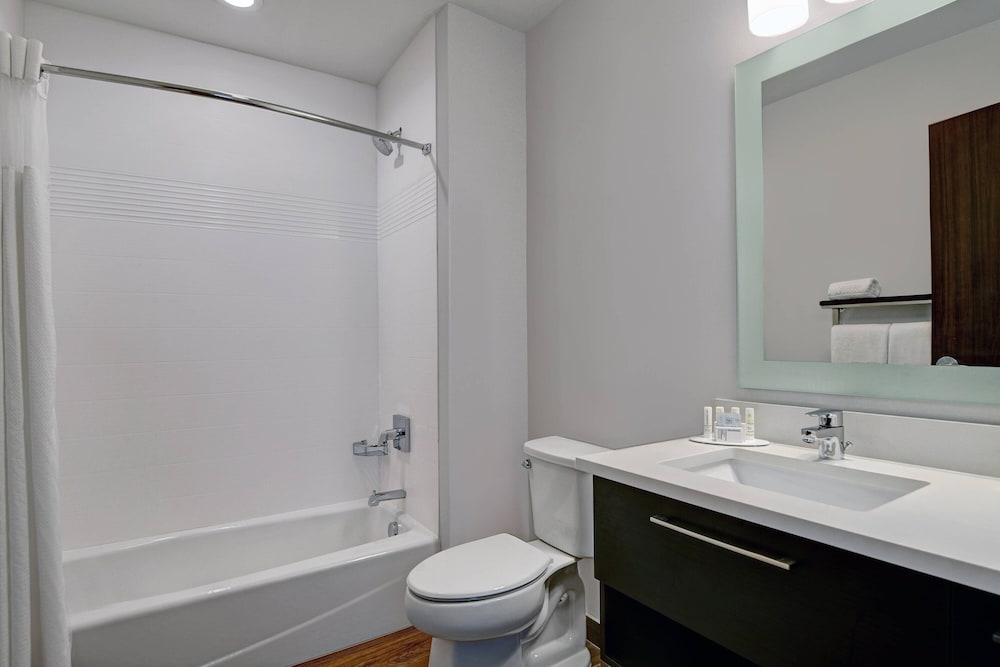 TownePlace Suites by Marriott Cincinnati Downtown - photo 21