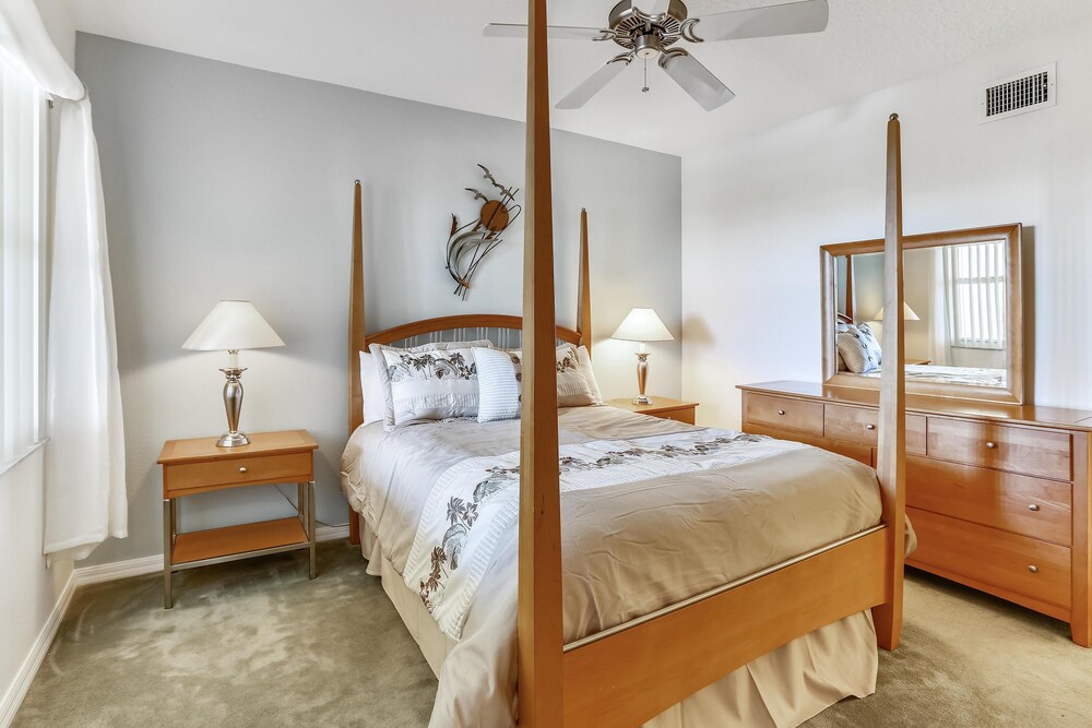 Tides 4 642 — 4-Star Luxury Hotel in Saint Pete Beach, United States