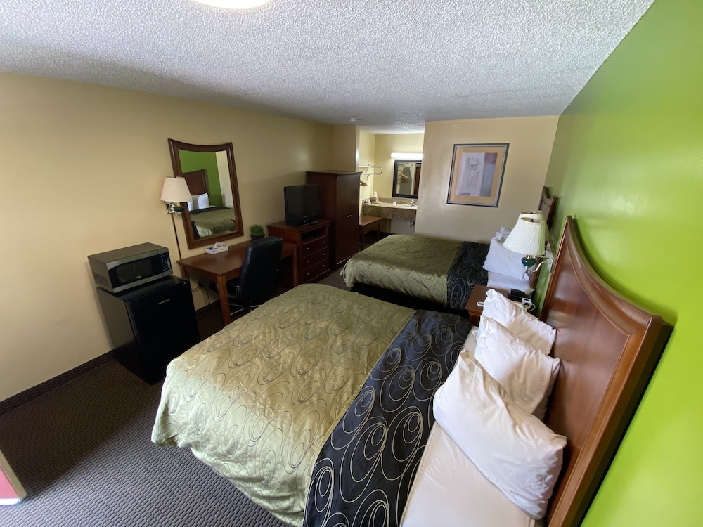 Rodeway Inn Baxley - photo 7