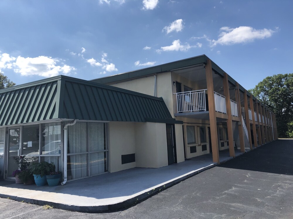 The Randolph Inn — hotel in Asheboro
