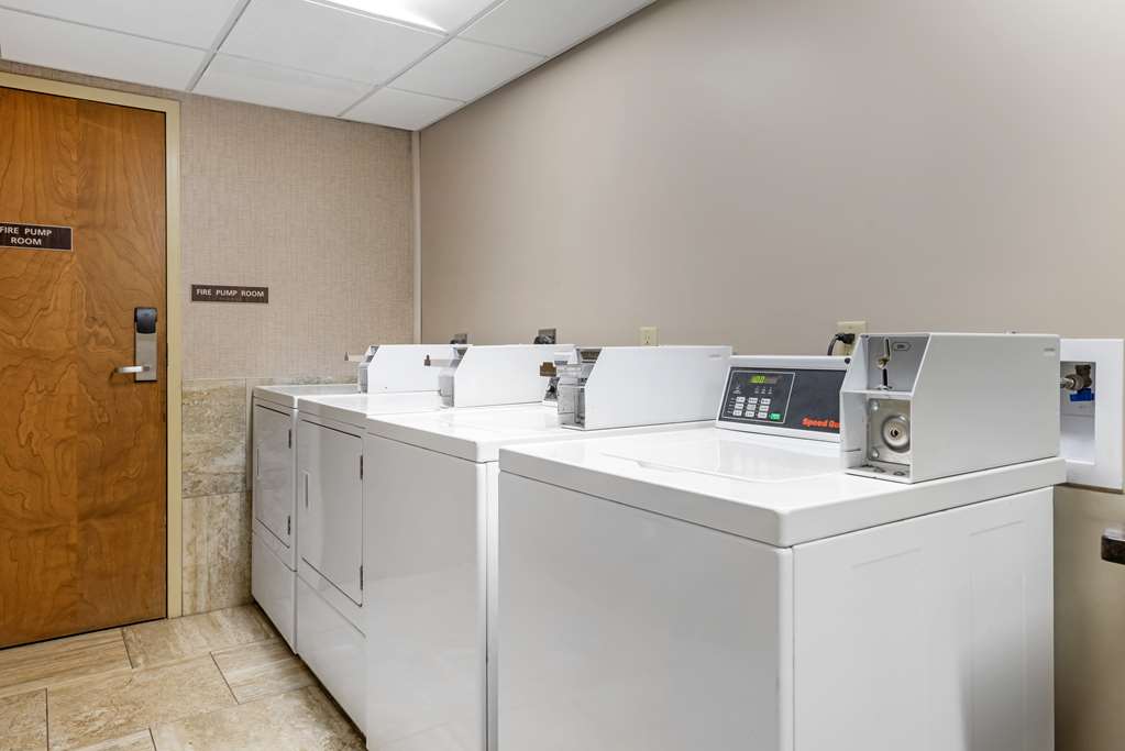 Best Western Plus Ramkota Hotel - photo 27