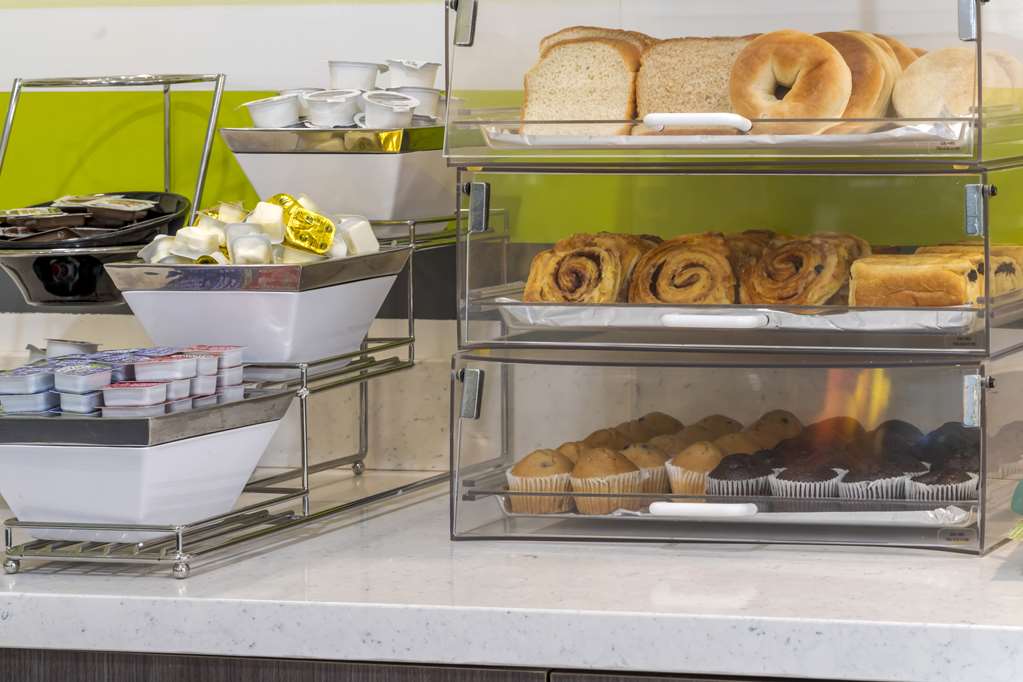 Best Western Plus Gardena Inn & Suites - photo 8