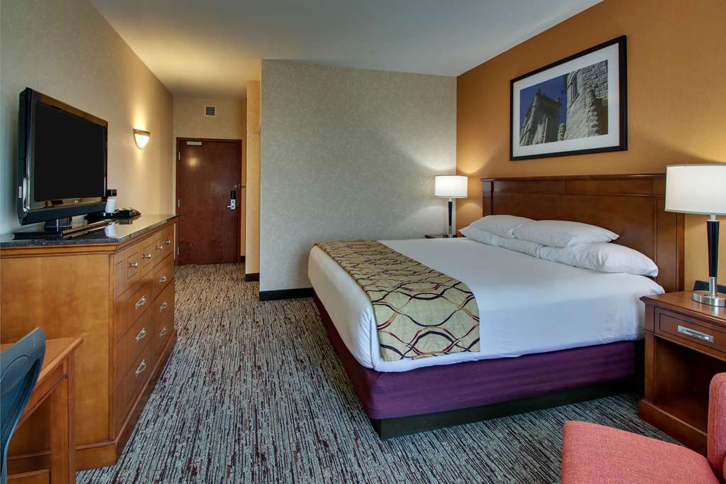 Drury Inn & Suites Findlay - photo 26