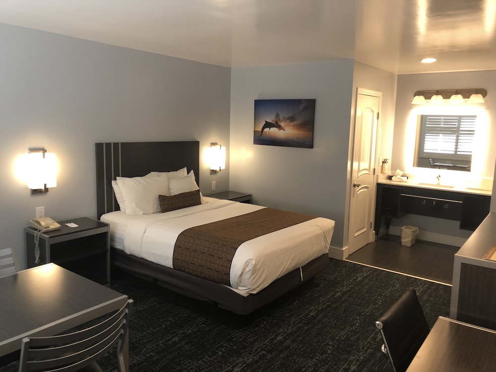 Pacific Inn Monterey - featured photo