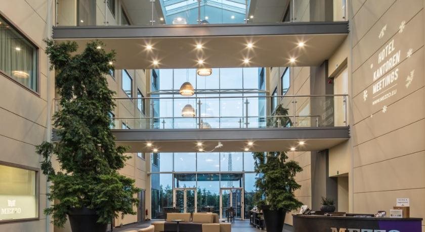 Mezzo Hotel & Business