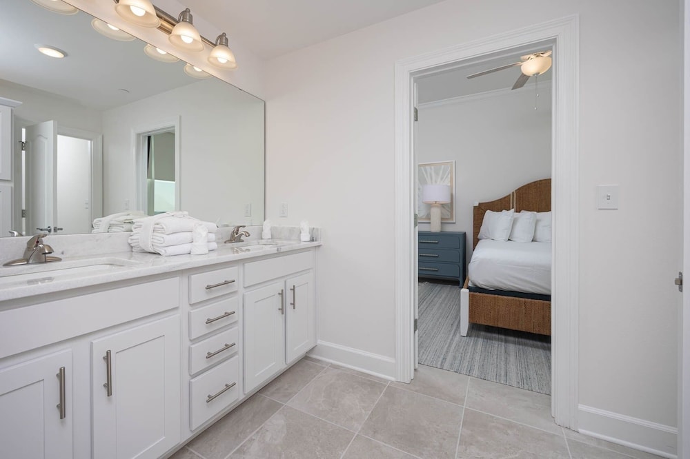 Phoenix Gulf Towers 1208 4 Bedroom Condo - photo 18