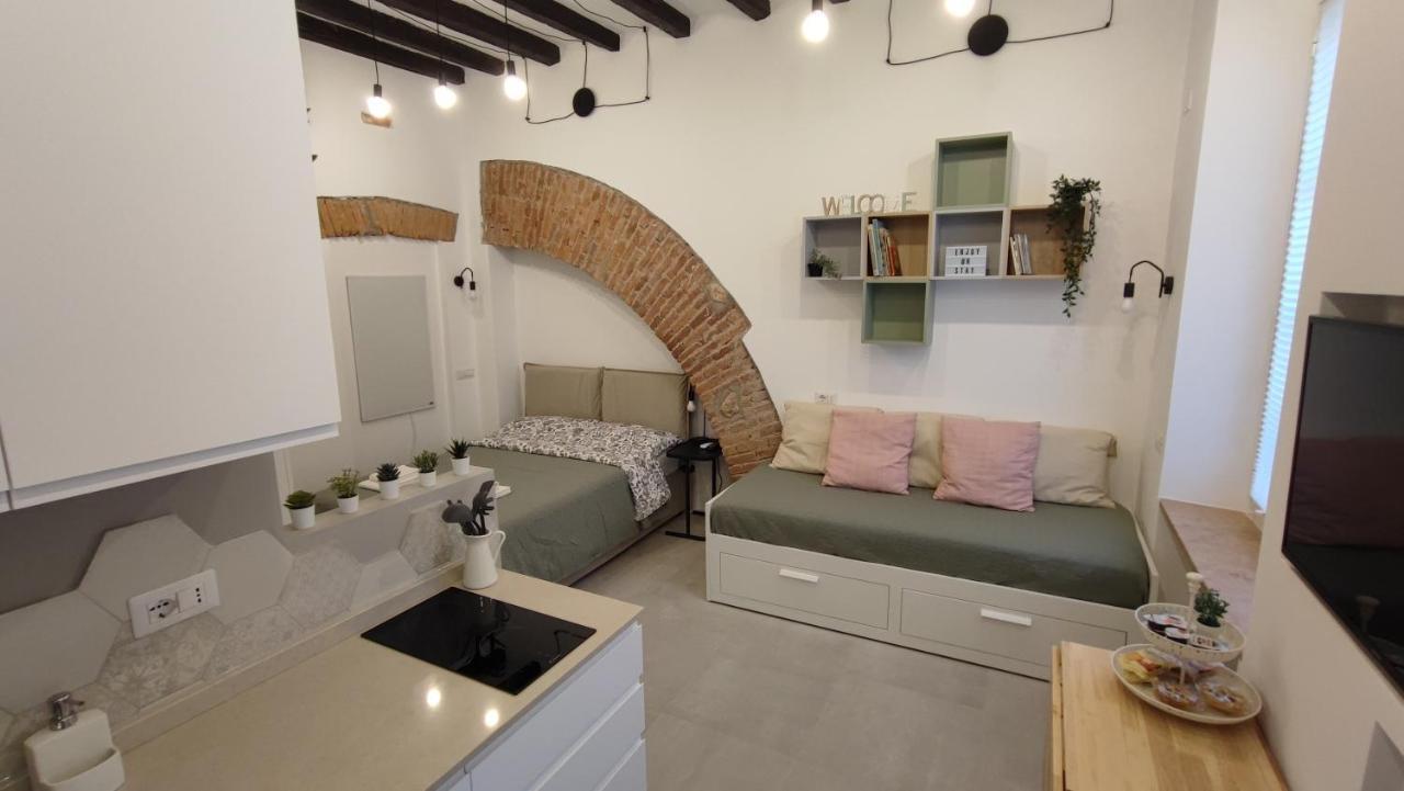 Bricks & Beams Studio in the key area of Milan — 4-Star Luxury Hotel in Milan, Italy