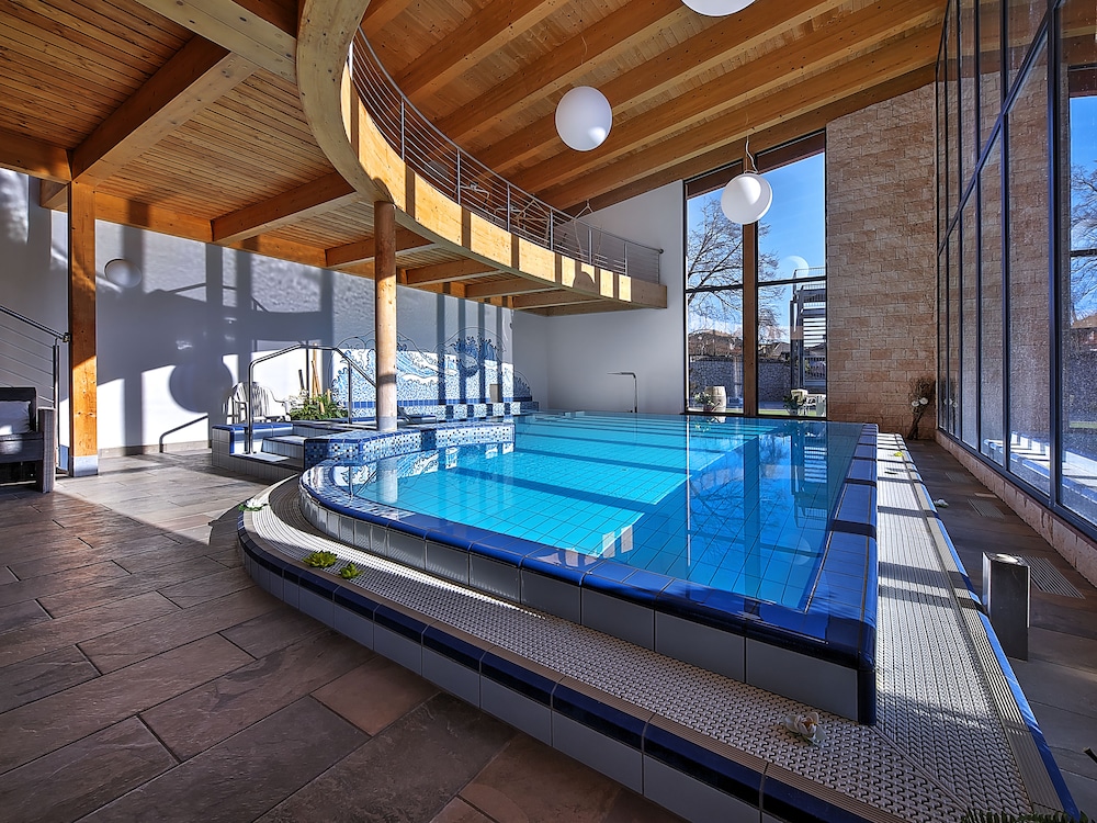 Al Posta Hotel 1899 - carbon neutral hotel in Baselga Di Pine