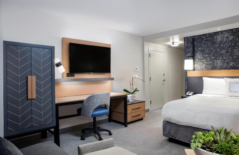 Courtyard by Marriott Boston Downtown North Station - photo 61
