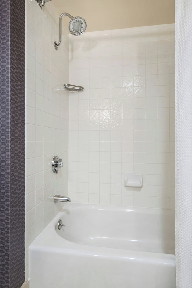 Visalia Marriott at the Convention Center - photo 24