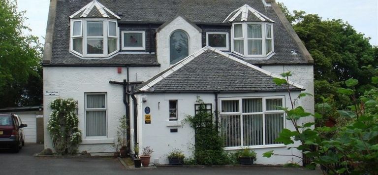 Ashbank Guest House — 4-Star Luxury Hotel in Falkirk, United Kingdom