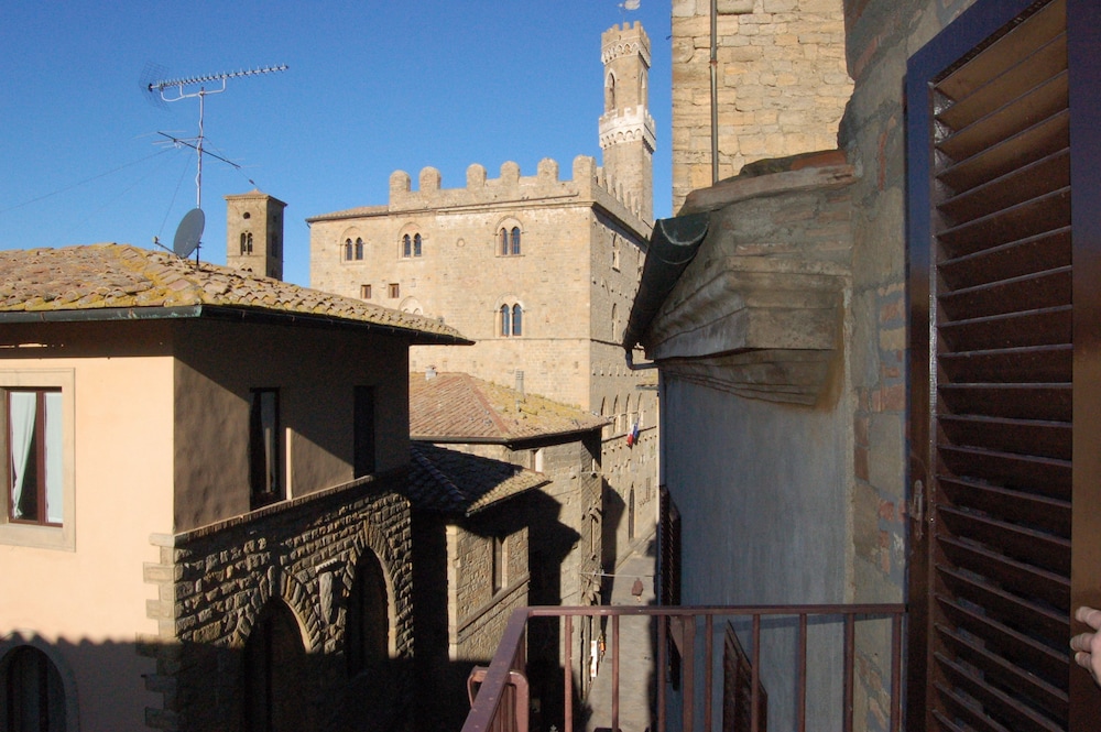 Albergo Nazionale — hotel in Volterra