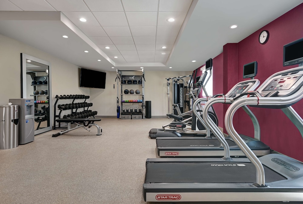 Home2 Suites by Hilton Tracy - photo 35