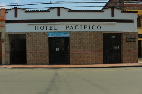 Hotel Pacifico Cerca al Aeropuerto in Palmira, Colombia