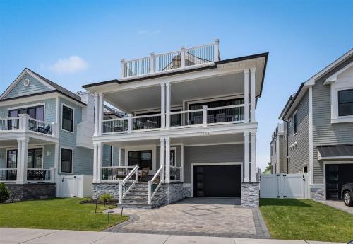 7208 Atlantic Ave in Wildwood Crest, United States