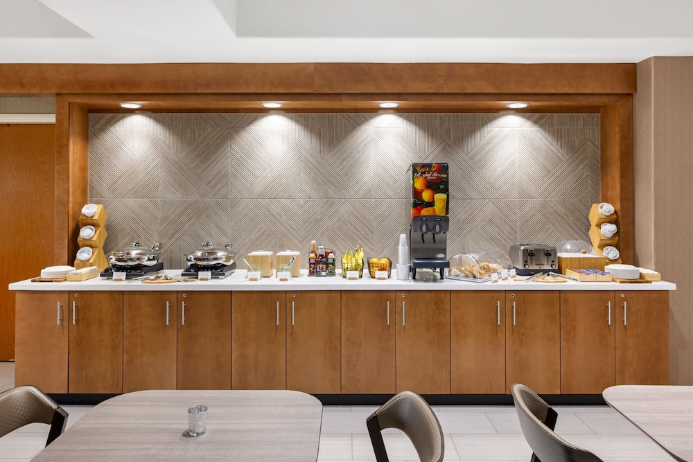 SpringHill Suites by Marriott Turlock - photo 34