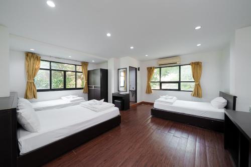 Dancenter Khaosan Park Hotel