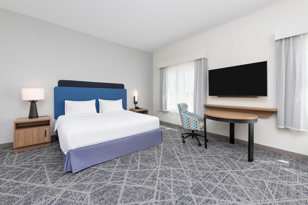 Hampton Inn & Suites by Hilton Little Rock Airport - photo 12