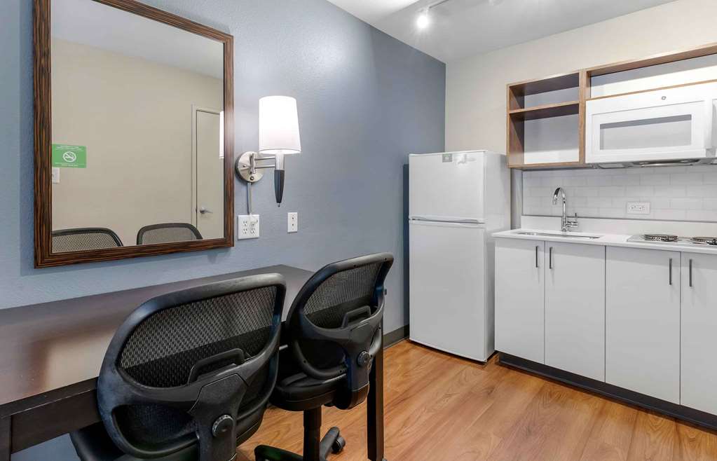 Extended Stay America Suites San Francisco San Mateo SFO - photo 35